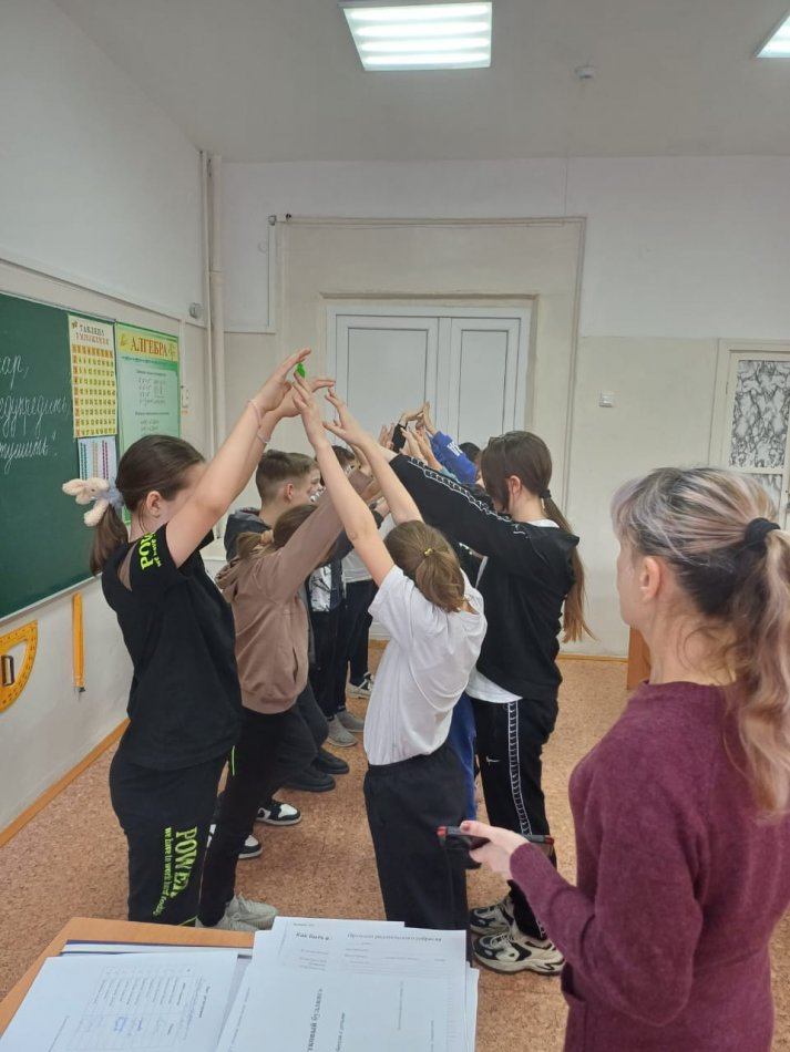 1-9 сынып оқушылары арасында «Құқықтық мәдениет және оның маңызы» сынып сағаты өткізілді.