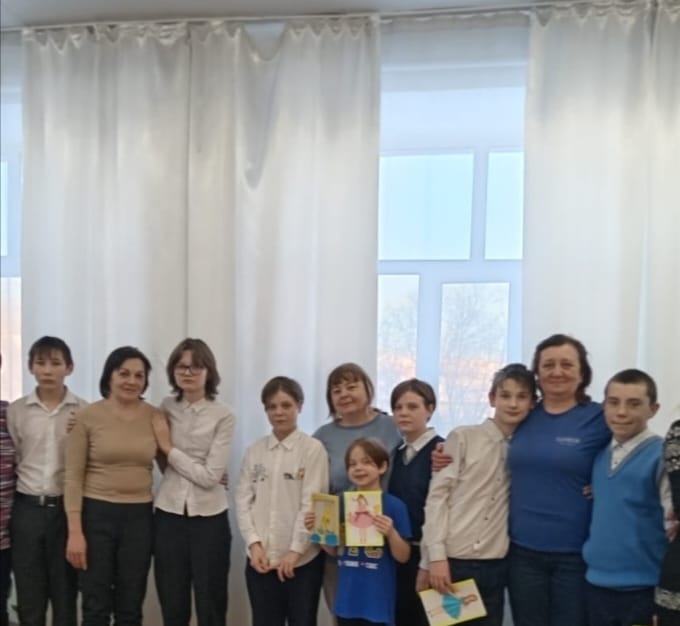 Оқушылармен және ата-аналармен «Менің тату отбасым» тақырыбында тәрбиелік іс-шара өткізілді.