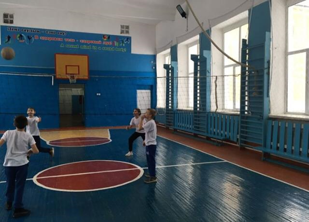 Денсаулық күнін дене шынықтыру мұғалімдері мен педагог ұйымдастырушы өткізді