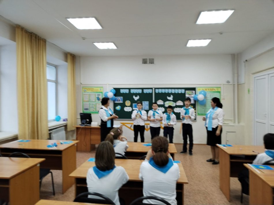 «Саған ән арнадым, менің Қазақстаным» атты 5Ә және 6б сынып оқушыларымен «Бірлік пен парасат» құндылығына арналған сыныптан тыс іс-шара