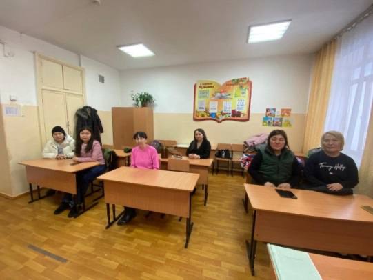 «Балаларға қалай өзінің және өзгенің сезімін түсінуге үйрету болады?» атты 2ә,3ә сыныптарының ата-аналары арасында АПҚО сабағы