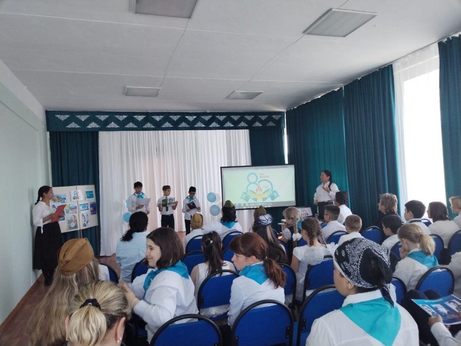 7-8 сыныптарда «Ұлы Отан соғысы фронтындағы қазақстандықтардың батырлығы» атты ерлік сабағы өткізілді.