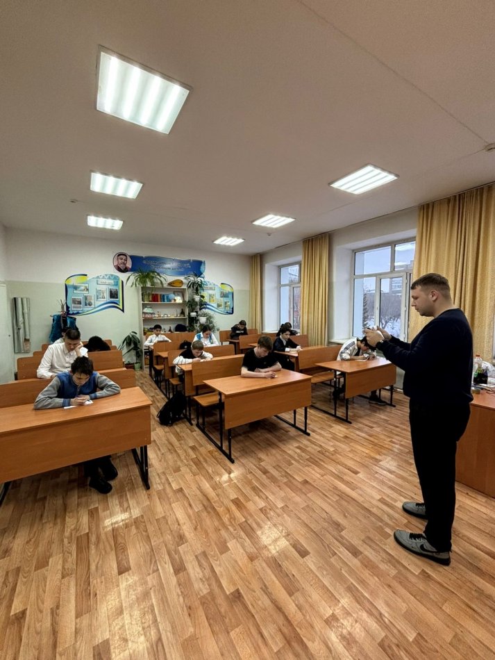 «Мен және есірткі»: мектеп-интернатта оқушылар арасында профилактикалық сауалнама жүргізілді